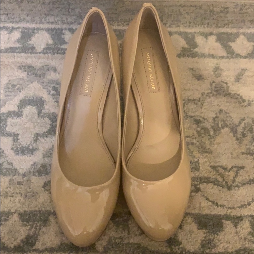 Nude 3 inch heels